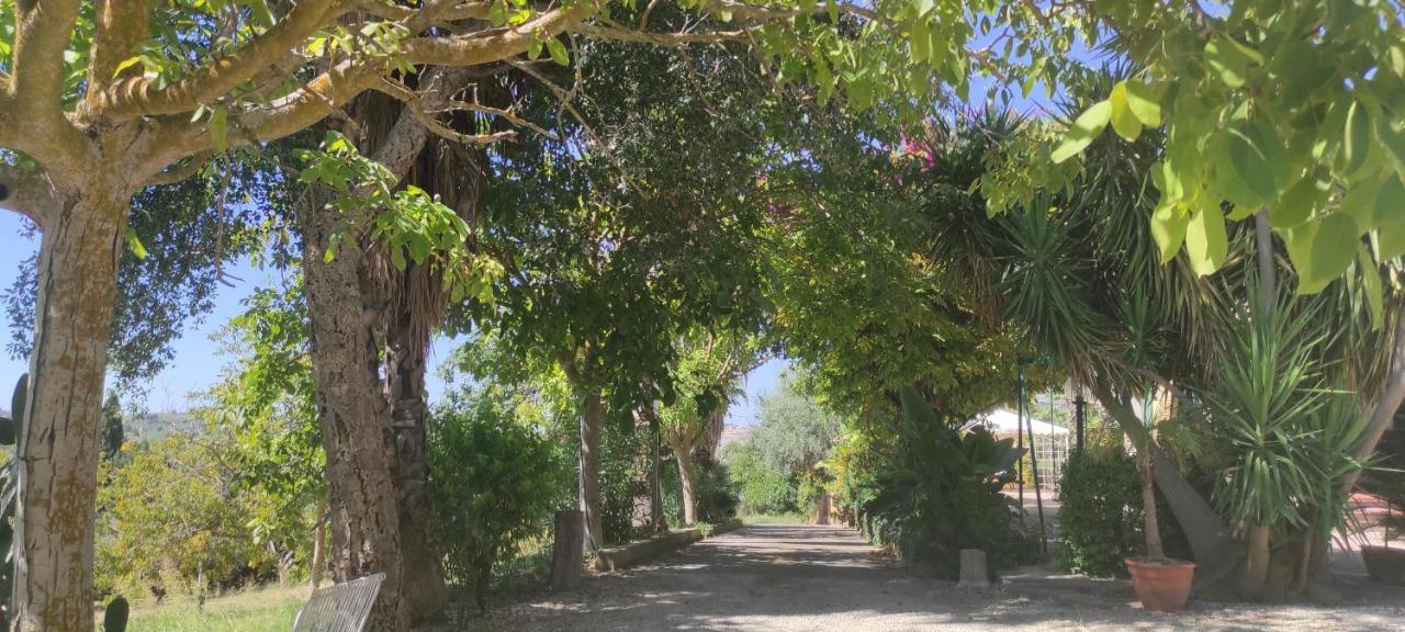 Donna Caterina House, Holiday Villa Pietraperzia Exterior foto