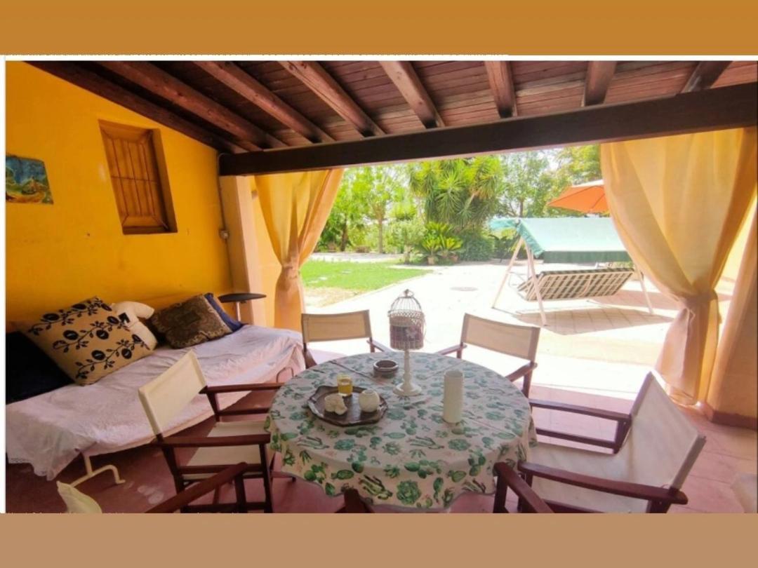 Donna Caterina House, Holiday Villa Pietraperzia Exterior foto